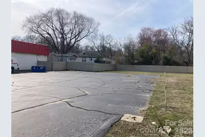 1201 N Cannon Boulevard, Kannapolis, NC 28083 - Photo 3