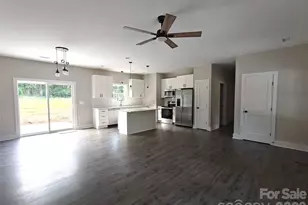 455 Newport Dr, Salisbury, NC 28144 - Photo 3