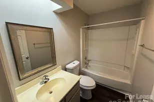 4617 Sharon Chase Dr, Charlotte, NC 28215 - Photo 3