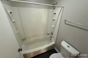 4617 Sharon Chase Dr, Charlotte, NC 28215 - Photo 11