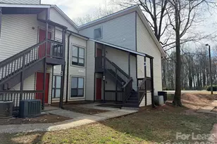 4617 Sharon Chase Dr, Charlotte, NC 28215 - Photo 1