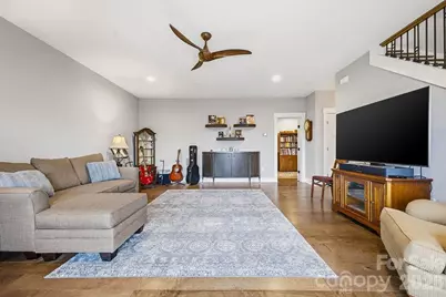 68 Curtain Bluff, Hendersonville, NC 28791 - Photo 33