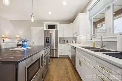 68 Curtain Bluff, Hendersonville, NC 28791 - Photo 13