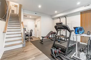 924 Broad River Ln, Charlotte, NC 28211 - Photo 3