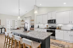 131 N Sina St, Troutman, NC 28166 - Photo 7