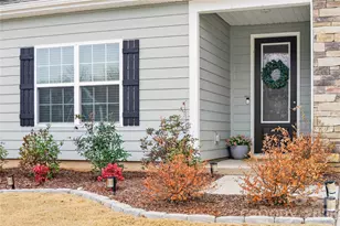 131 N Sina St, Troutman, NC 28166 - Photo 21