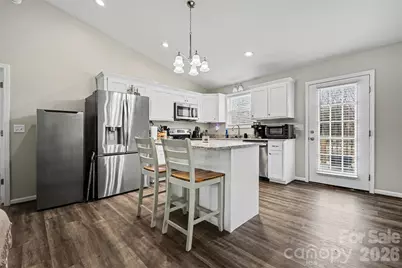 2061 Gary Lane, Hickory, NC 28602 - Photo 9