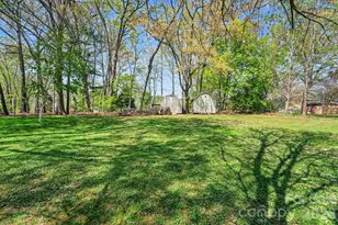 140 Eastwood Dr, Statesville, NC 28625 - Photo 35