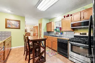 140 Eastwood Dr, Statesville, NC 28625 - Photo 23