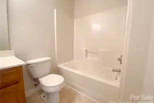 5220 Glenlea Walk Ln, Charlotte, NC 28216 - Photo 13