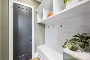 4542 Montclair Ave, Charlotte, NC 28211 - Photo 23