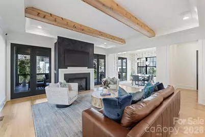 4542 Montclair Avenue, Charlotte, NC 28211 - Photo 5