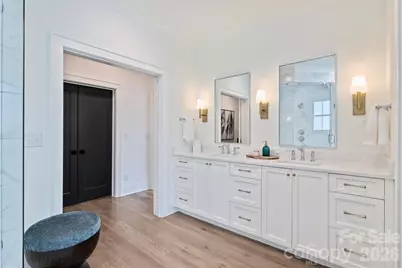 4542 Montclair Avenue, Charlotte, NC 28211 - Photo 31