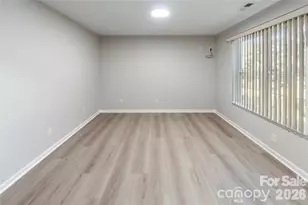 317 Ashton Bluff Cir, Mount Holly, NC 28120 - Photo 5