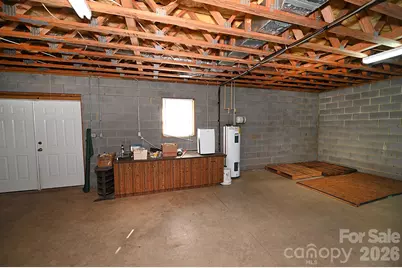 640 40th Avenue Lane NW, Hickory, NC 28601 - Photo 39