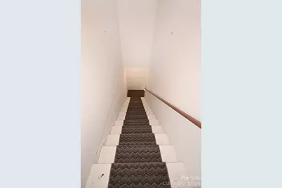 640 40th Avenue Lane NW, Hickory, NC 28601 - Photo 33