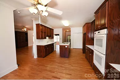 640 40th Avenue Lane NW, Hickory, NC 28601 - Photo 23