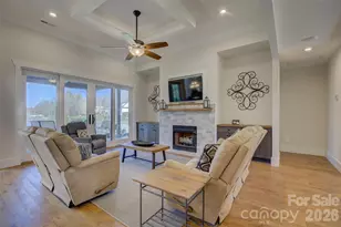 8100 Chaplin Cir, Waxhaw, NC 28173 - Photo 9