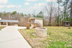 845 Long Branch Rd, Grover, NC 28073 - Photo 35