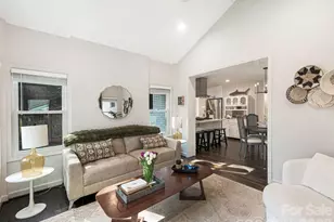 1042 Broadmoor Dr, Charlotte, NC 28209 - Photo 13