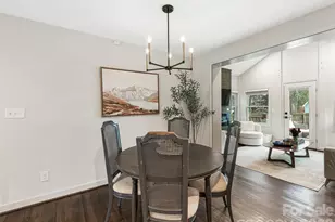 1042 Broadmoor Dr, Charlotte, NC 28209 - Photo 9