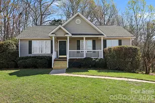 109 Arden Ct, Mount Holly, NC 28120 - Photo 1