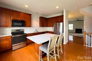 2009 Cambridge Beltway Dr, Charlotte, NC 28273 - Photo 7