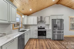 522 Brandon Rd, Black Mountain, NC 28711 - Photo 3