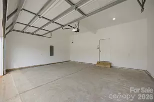 9067 McCray Farms Dr, Hickory, NC 28601 - Photo 37