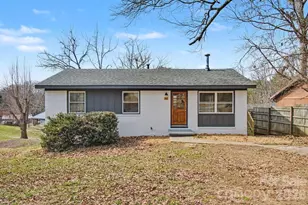 40 Evelake Dr, Asheville, NC 28806 - Photo 1