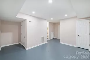 5447 Alpine Ln, Charlotte, NC 28269 - Photo 23