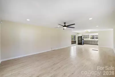 5447 Alpine Lane, Charlotte, NC 28269 - Photo 5