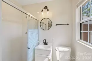 5447 Alpine Ln, Charlotte, NC 28269 - Photo 15