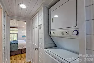 1628 Round Hill Rd, Bryson City, NC 28713 - Photo 9