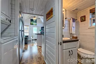 1628 Round Hill Rd, Bryson City, NC 28713 - Photo 13