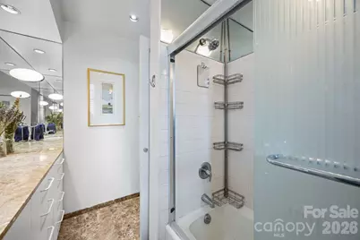 301 W 10th Street #308, Charlotte, NC 28202 - Photo 23