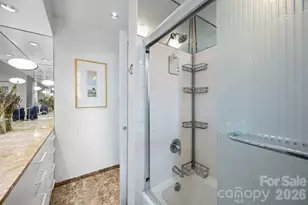 301 W 10th St, Charlotte, NC 28202 - Photo 23