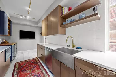 301 W 10th Street #308, Charlotte, NC 28202 - Photo 17