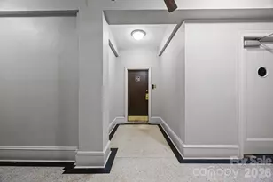 301 W 10th St, Charlotte, NC 28202 - Photo 7