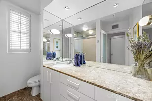 301 W 10th St, Charlotte, NC 28202 - Photo 35