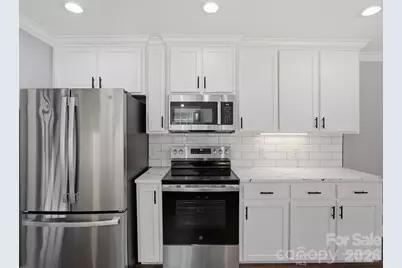 330 Skyview Drive, Catawba, SC 29704 - Photo 3