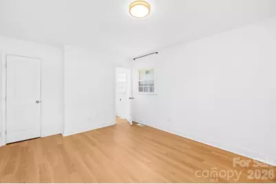 3801 Winterfield Place, Charlotte, NC 28205 - Photo 13