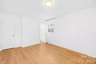 3801 Winterfield Pl, Charlotte, NC 28205 - Photo 13