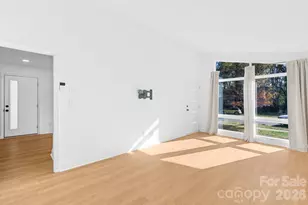 3801 Winterfield Pl, Charlotte, NC 28205 - Photo 5