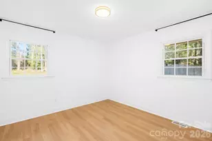 3801 Winterfield Pl, Charlotte, NC 28205 - Photo 17