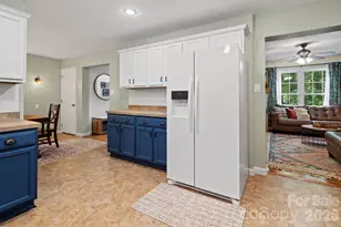 15 Asbury Cottage Dr, Candler, NC 28715 - Photo 11