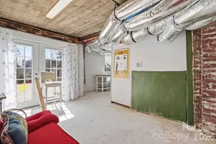 1407 Mimosa Ln, Lenoir, NC 28645 - Photo 35