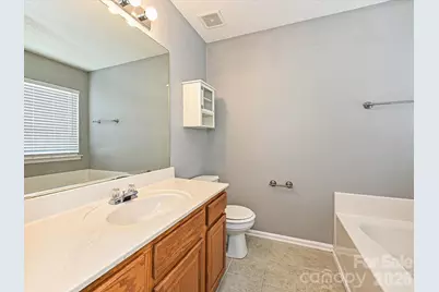 8627 Meadowmont View Drive, Charlotte, NC 28269 - Photo 25