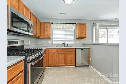 8627 Meadowmont View Drive, Charlotte, NC 28269 - Photo 13