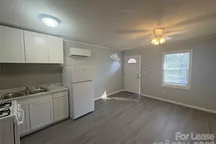 1007 Plymouth St, Gastonia, NC 28054 - Photo 1